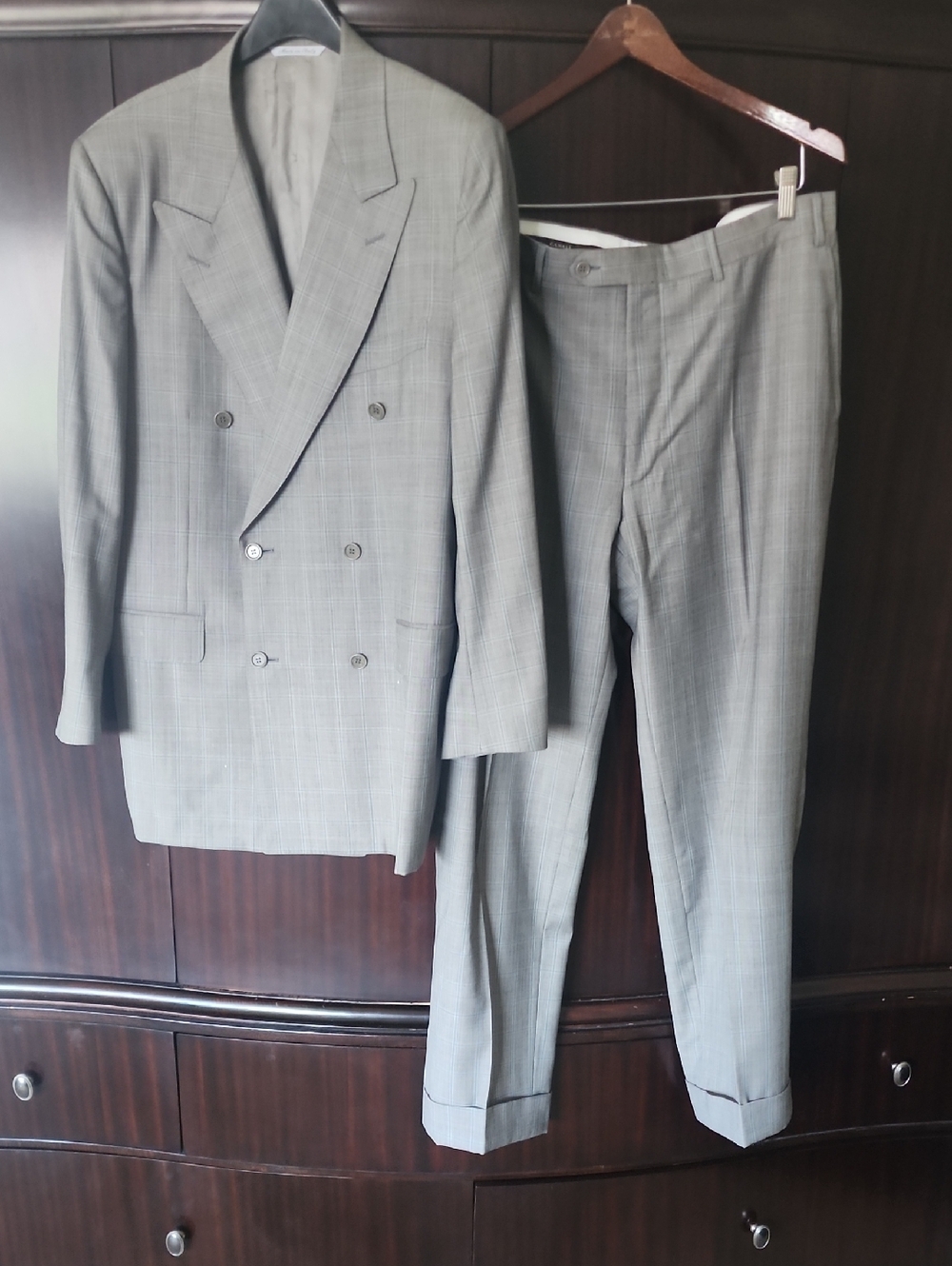 Canali Light Gray Double-Breasted Wool Suit